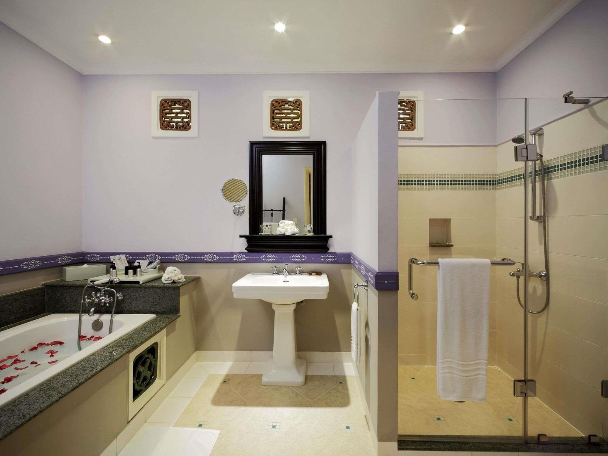 Deluxe Villa Double or Twin Room Garden view