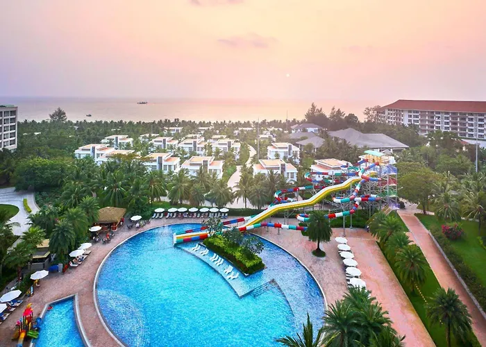 World Casino hotels Wyndham Grand Phu Quoc
